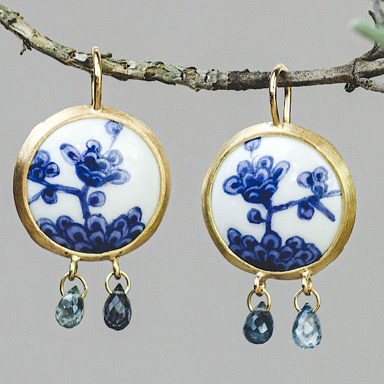 Ohrringe Porzellan blau Saphir Gold 